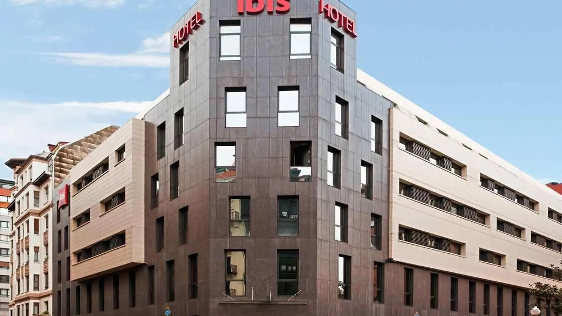 Отель Ibis Bilbao Centro